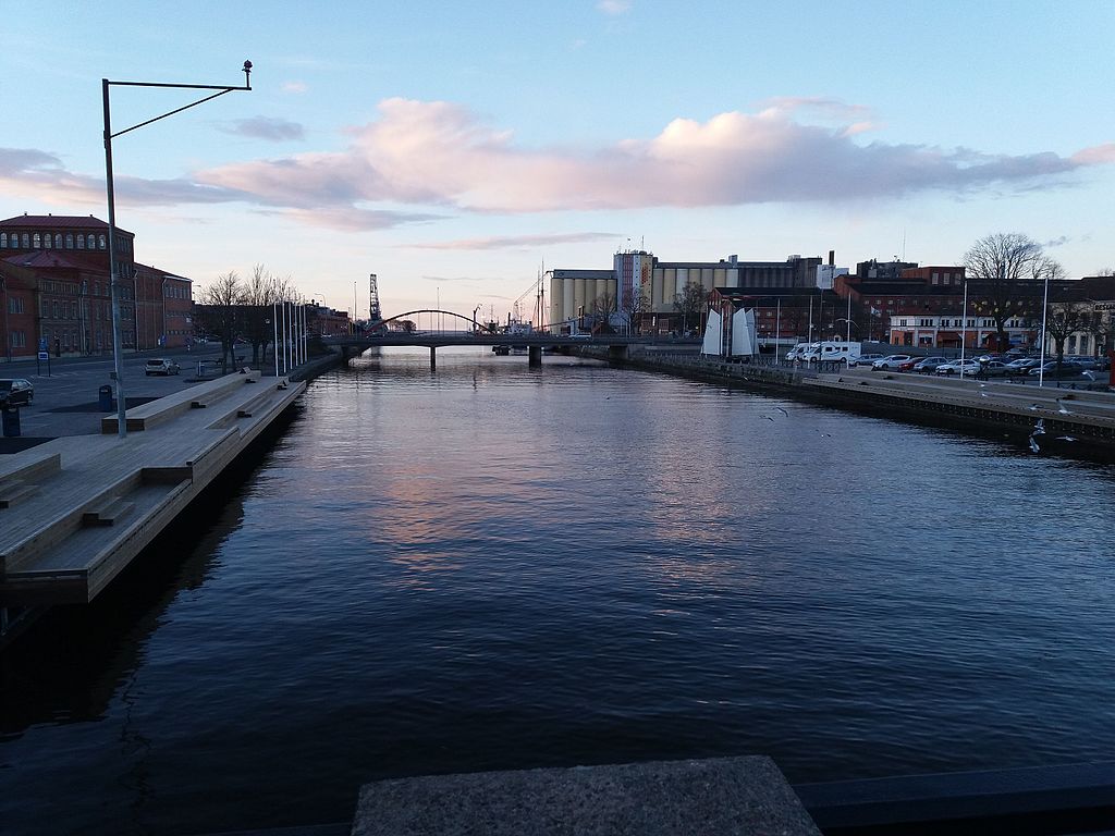 Lidköping city image